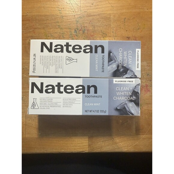 Natean Toothpaste Clean & Whiten Charcoal Fluoride-free Clean Mint 4.7 oz - Picture 1 of 4